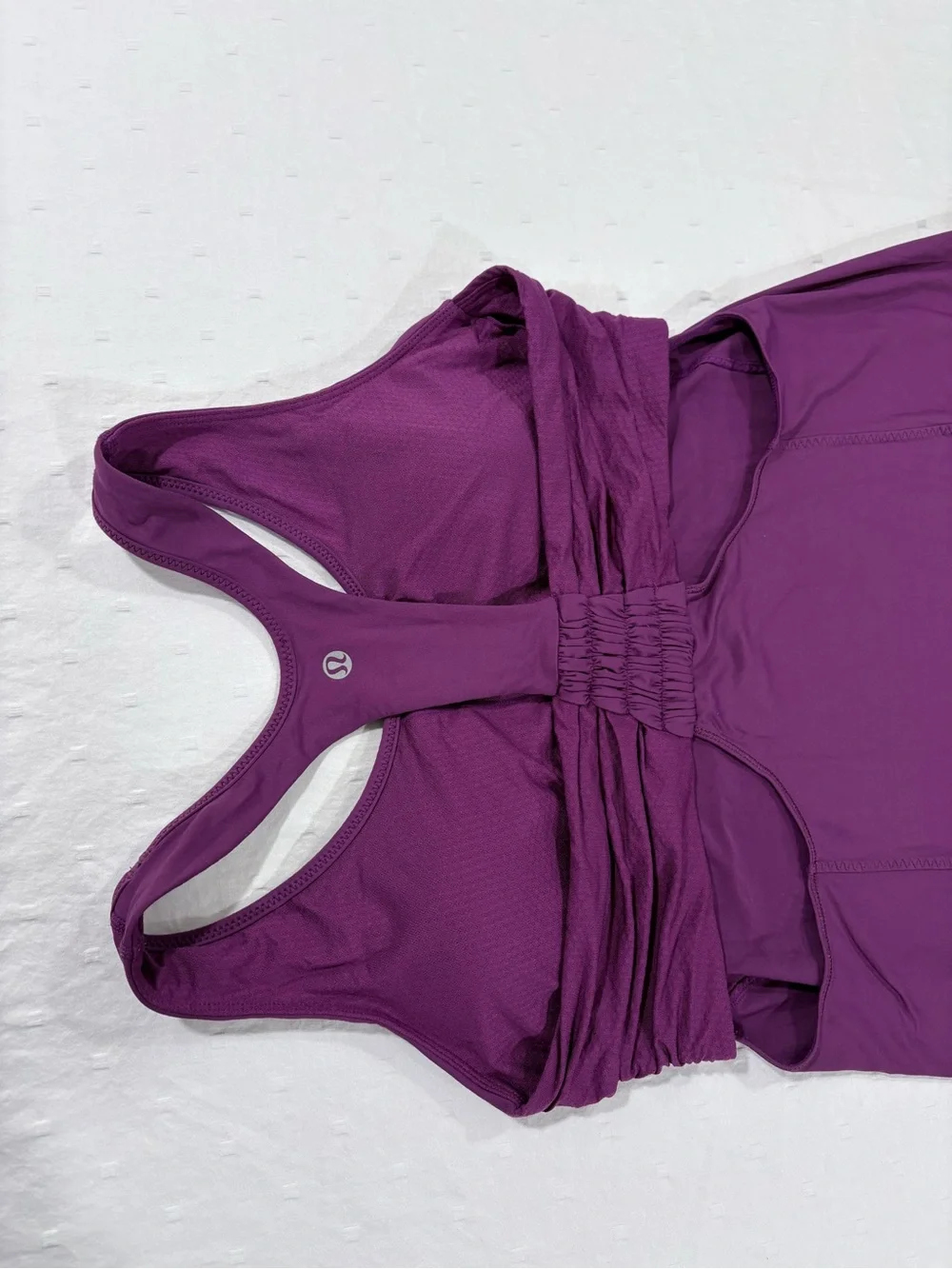 lululemon athletica excellent pre